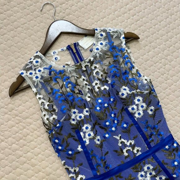 NWT $498 BRONX & BANCO Blue & White Floral Embroidered Mesh Cocktail Dress L 8 - Picture 3 of 12